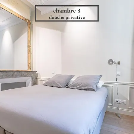 Lägenhet La Cour Doree